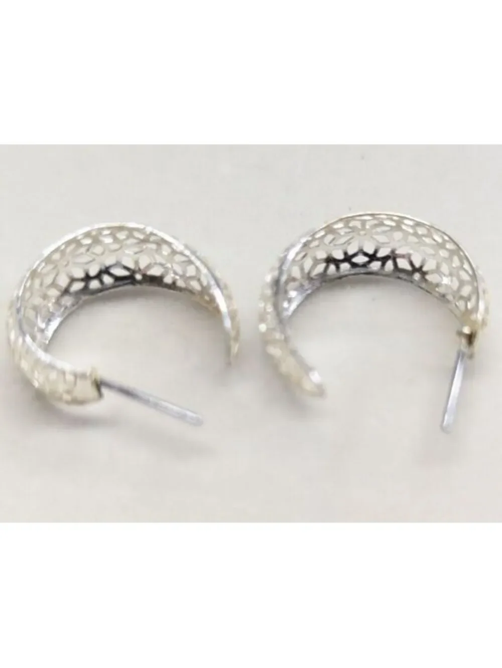 Vtg New Silver Filigree Openwork Hoop Earrings Intricate Crescent C Shaped Hoops